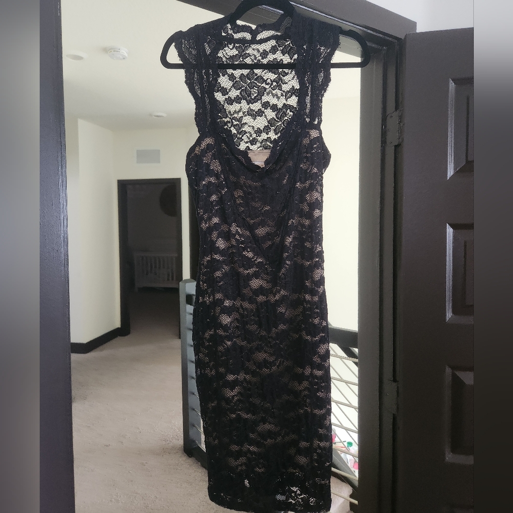 Elegant Black Lace Dress